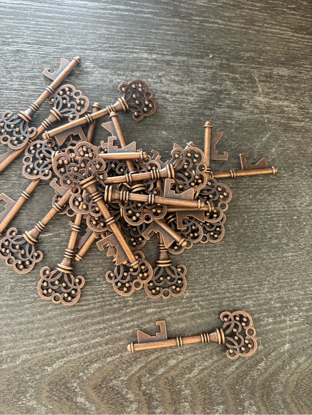 Decorative Copper Skeleton Keys - Vintage-Style Home Accent
